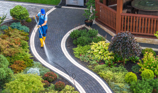 Why Choose Our Certified Pressure Washing Experts for Your Project Needs in Jonesboro, AR?